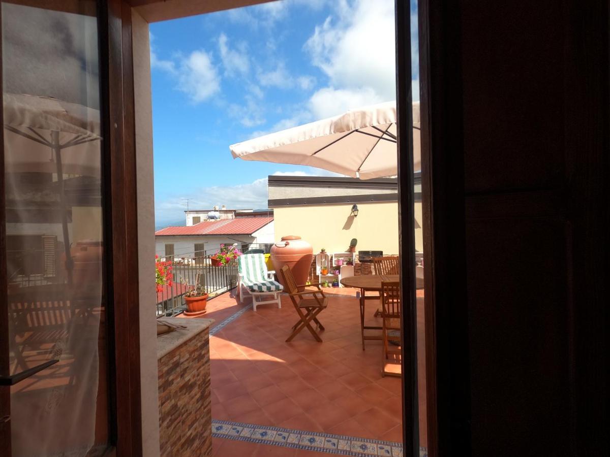 Terrazza Lungomare Villa Caronia Marina Eksteriør billede